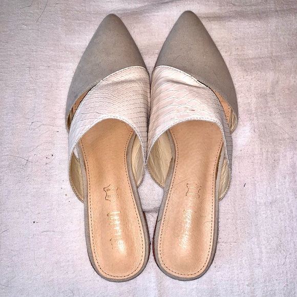 ViCi- Mi.iM “Epic” Mule- White/ Grey, size 9 - Picture 2 of 4